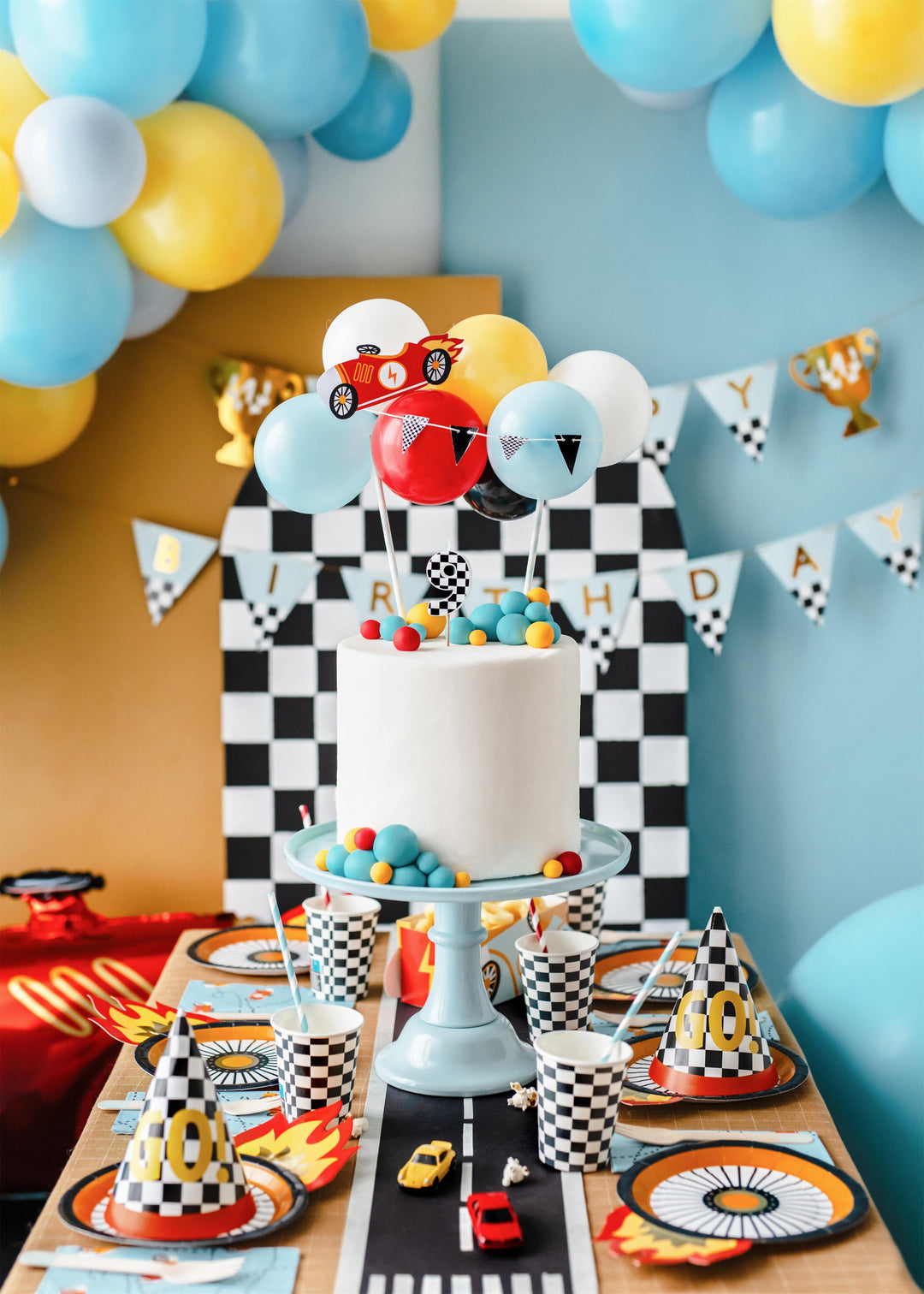 Balloon cake topper Car