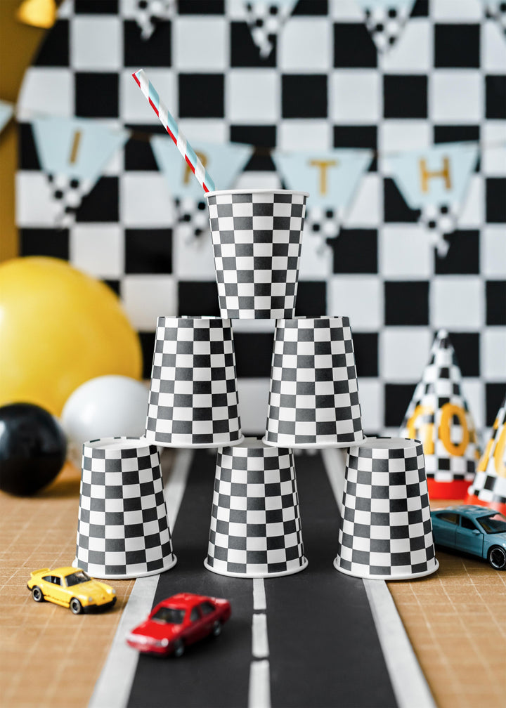 Cups Checkered flag